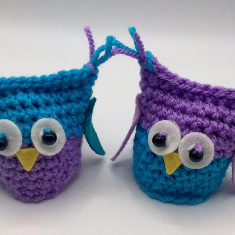 Knitted Owl Creme Egg Cover